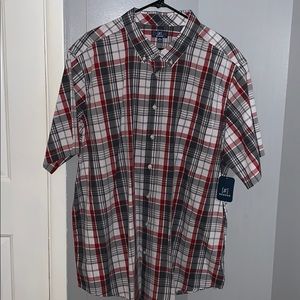 Men’s red, white and gray checkered shirt